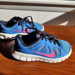 Little Girls Nike Sneakers